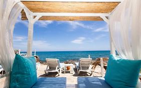Mojo Otel Beach